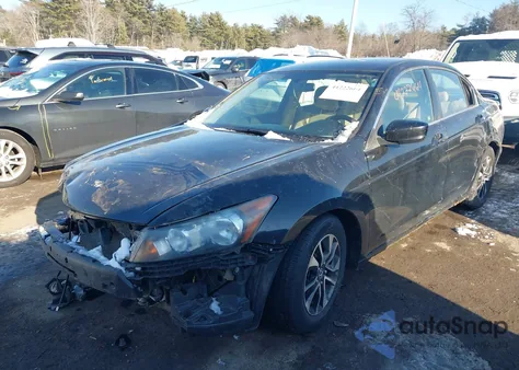 2011 Honda Accord 2.4 Lx z USA, uszkodzony, nr VIN 1HGCP2F35BA115651